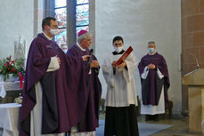 Beauftragung zu Lektorat und Akolythat in St. Marien, Volkmarsen (Foto: Karl-Franz Thiede)